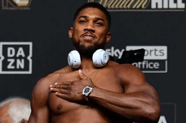 Anthony Joshua Will Dominate the Heavyweight Division with a 97.67% KO Rate in Tyson Fury's Absence?