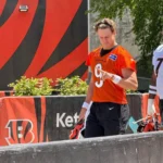 One Haircut – Millions of Hearts: How Joe Burrow Just Sent NFL Fans Into a Frenzy Because of... 1 One Haircut – Millions of Hearts: How Joe Burrow Just Sent NFL Fans Into a Frenzy Because of...