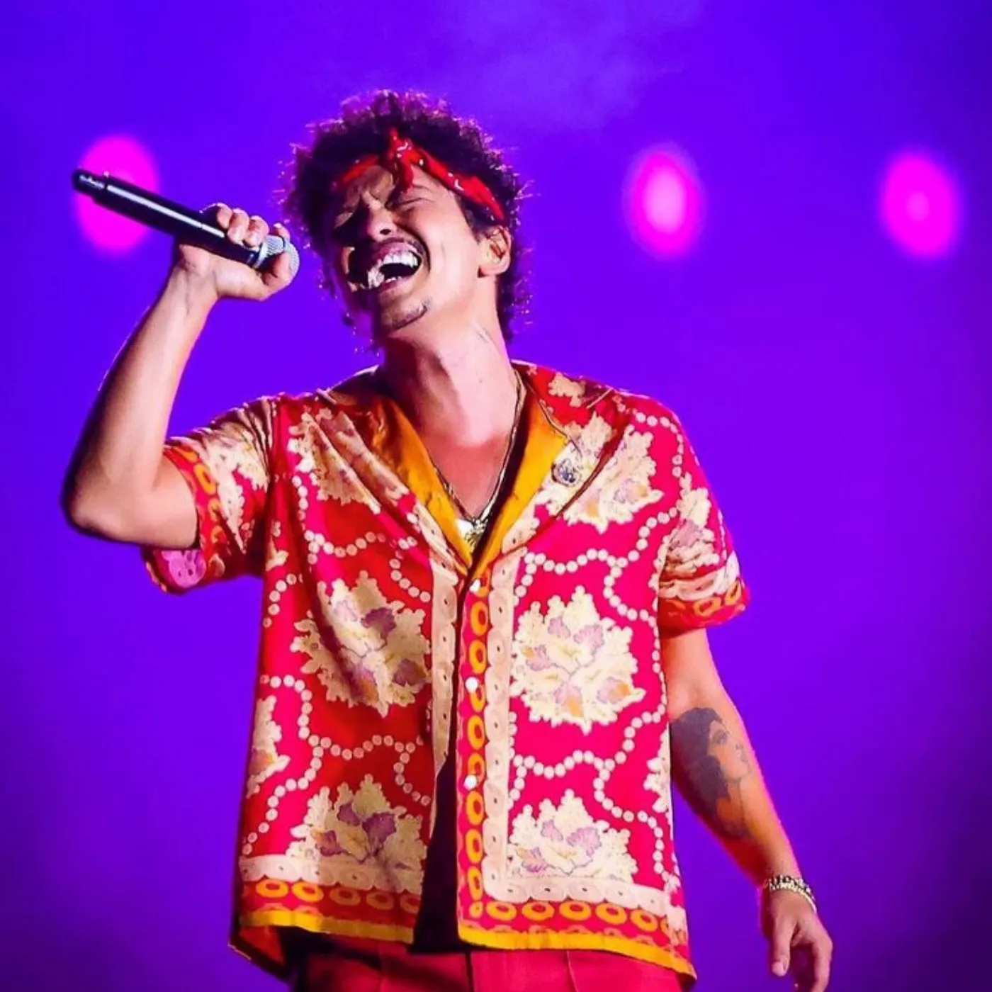Benson Boone Stunned by Viral Mashup Blending His Hit with Bruno Mars’ Classic Ballad
