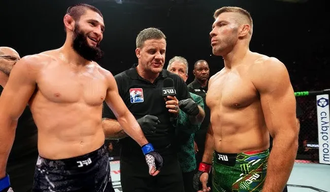 Drama Before UFC 319: Chimaev's Former Coach Switches to Training Du Plessis – What's Going On?