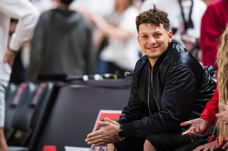 Miraculous Victory of Texas Tech: Patrick Mahomes Breaks Down After Thrilling Showdown at WCWS!