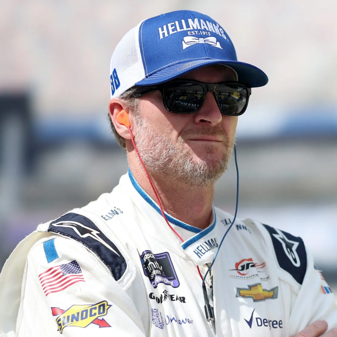 6 MINUTES AGO: Dale Earnhardt Jr. Breaks Down While Holding His Child — Then Says 8 Words That Could Change NASCAR Forever