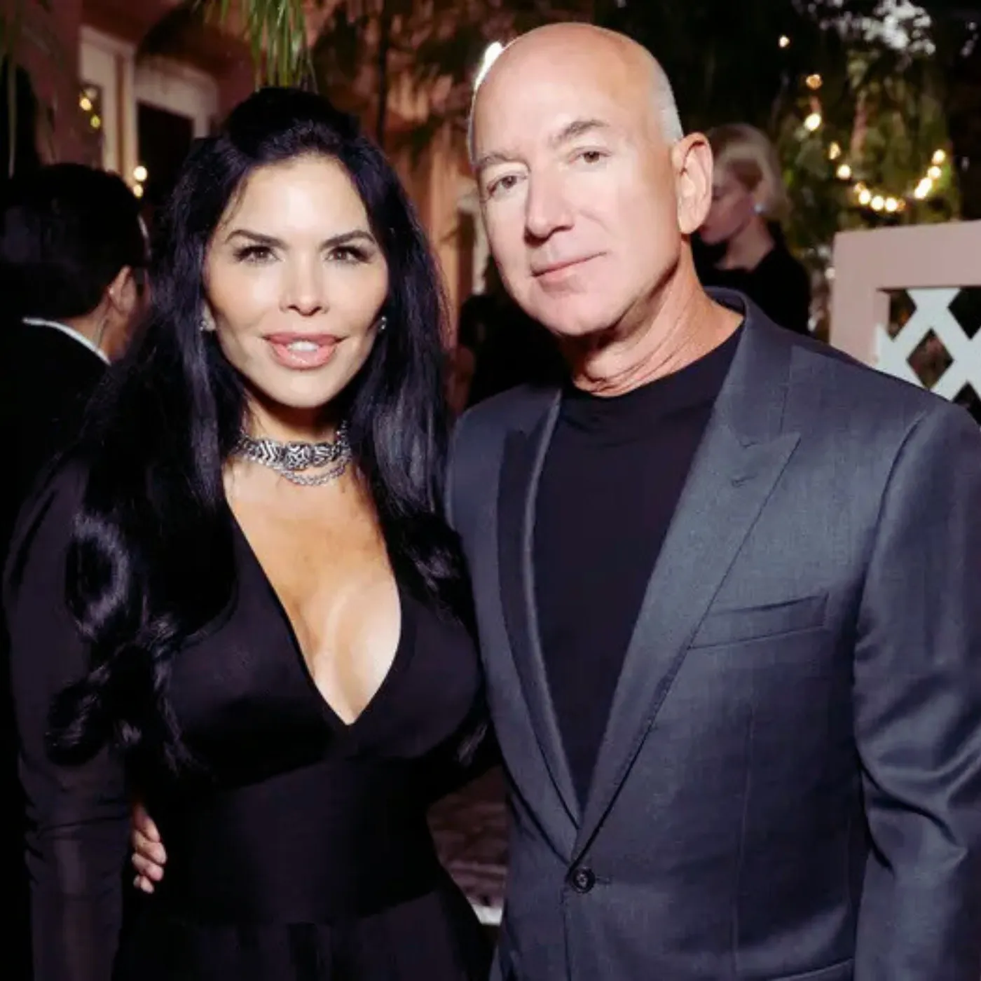 image_683eb8071f7d5 Internet Won’t Stay Quiet About Lauren Sánchez’s Look—But Jeff Bezos’s Response Stole the Show