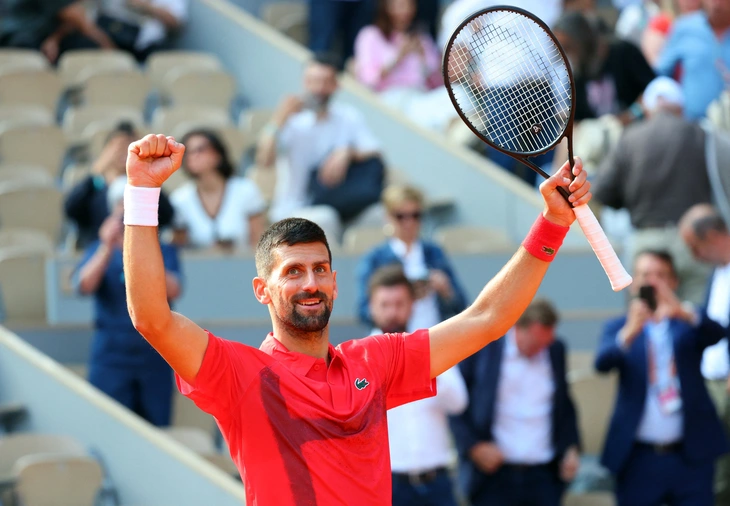 image_683ebab2ccd84 Novak Djokovic Stuns the Tennis World with Unbelievable Records at Roland Garros 2025!