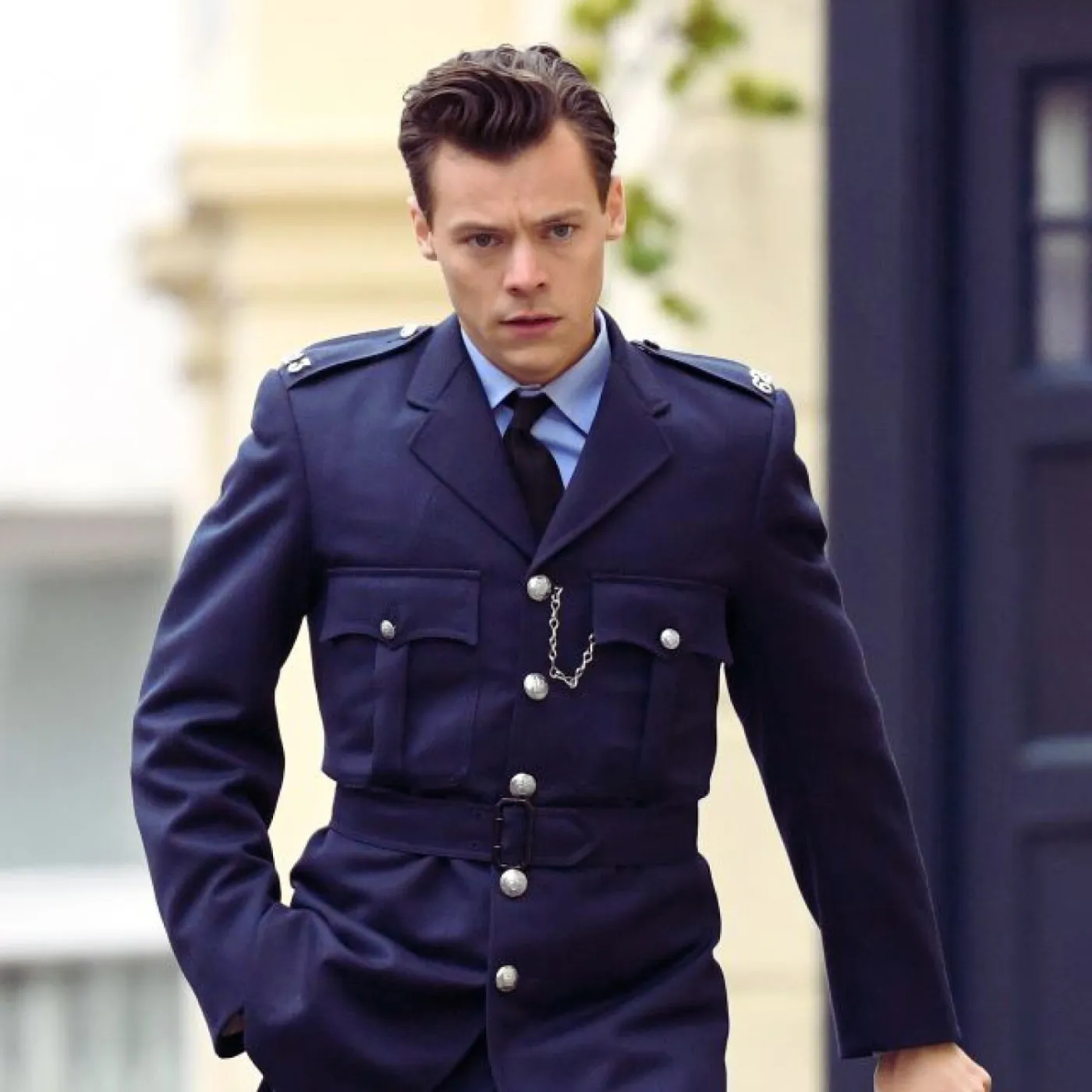 "His Energy Changed" — Co-Star Spills What Made Harry Styles’ Kiss So Real