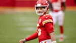 The Underdog Turned Leader: Is Mahomes Ready to Shatter Every NFL Record? 1 The Underdog Turned Leader: Is Mahomes Ready to Shatter Every NFL Record?