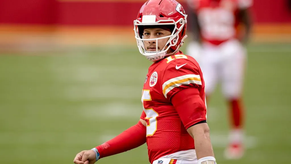 The Underdog Turned Leader: Is Mahomes Ready to Shatter Every NFL Record?