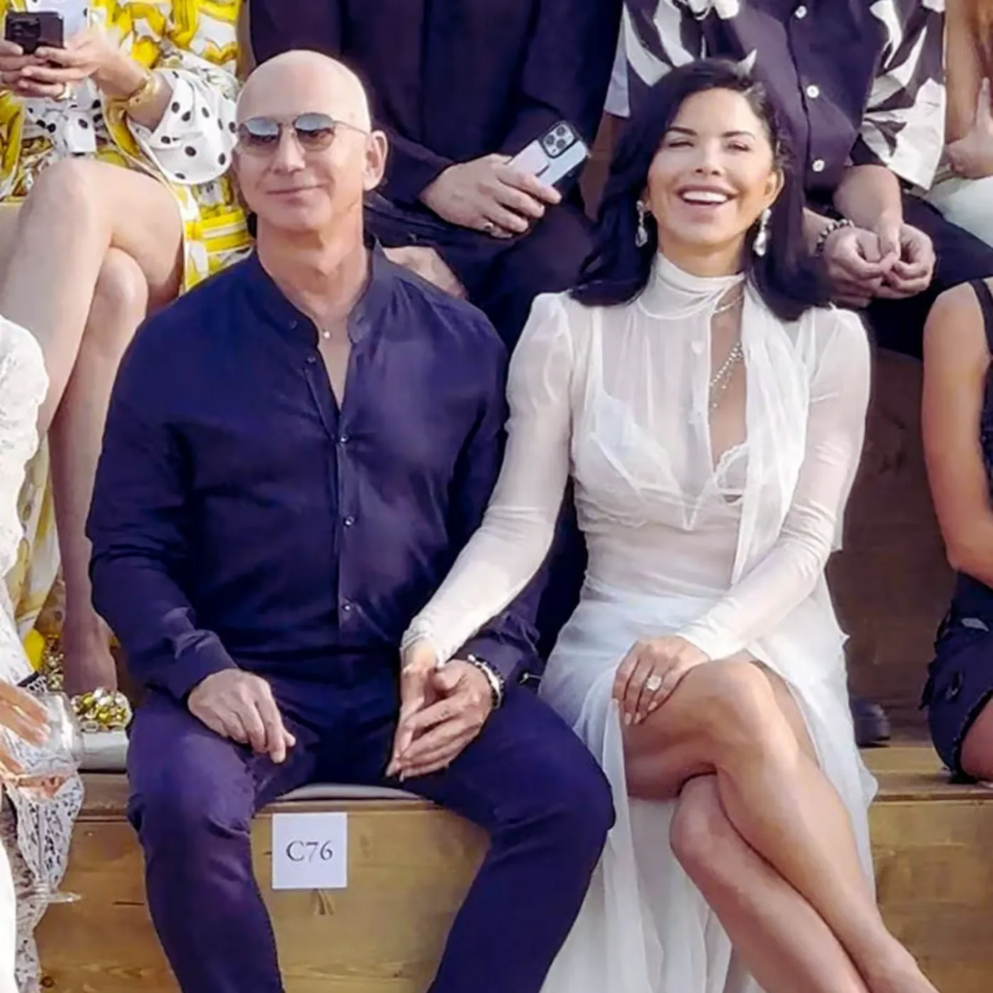 image_683fff89b3fc9 $50K Per Guest: Inside the Extravagant Details of Jeff Bezos's Venetian Wedding