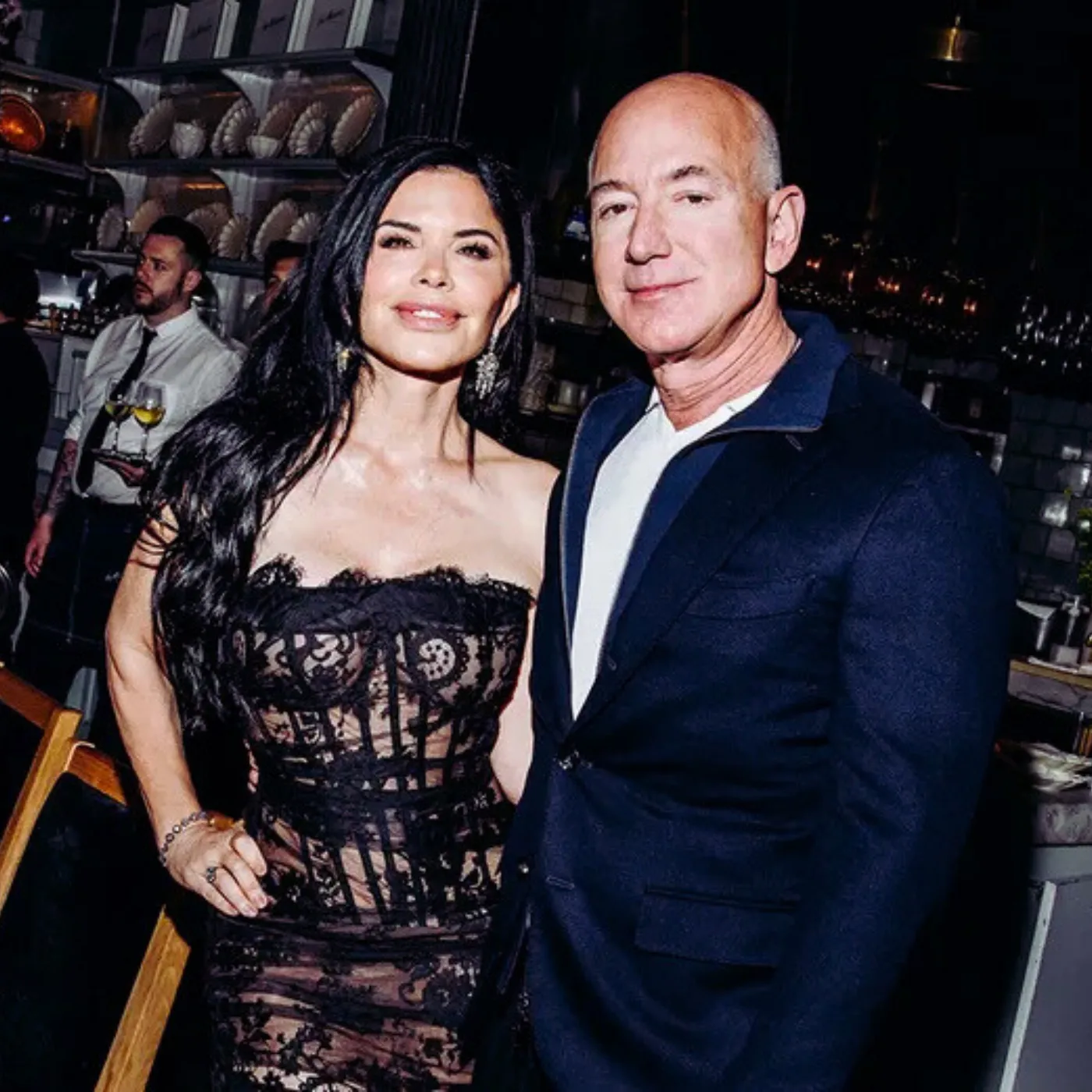 image_683fff8af1ef3 $50K Per Guest: Inside the Extravagant Details of Jeff Bezos's Venetian Wedding
