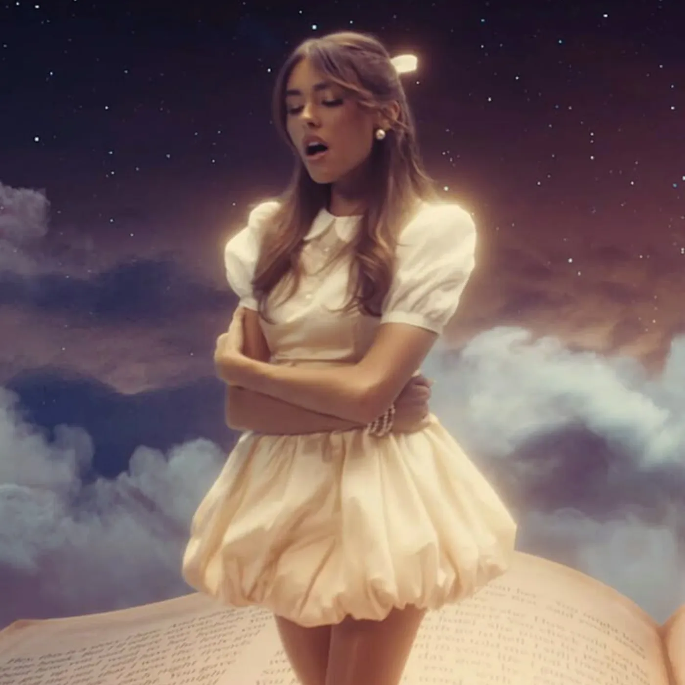 image_68400221dc304 4 Years Later, Madison Beer’s Best Song Still Haunts the Charts — What They Don’t Want You to Know