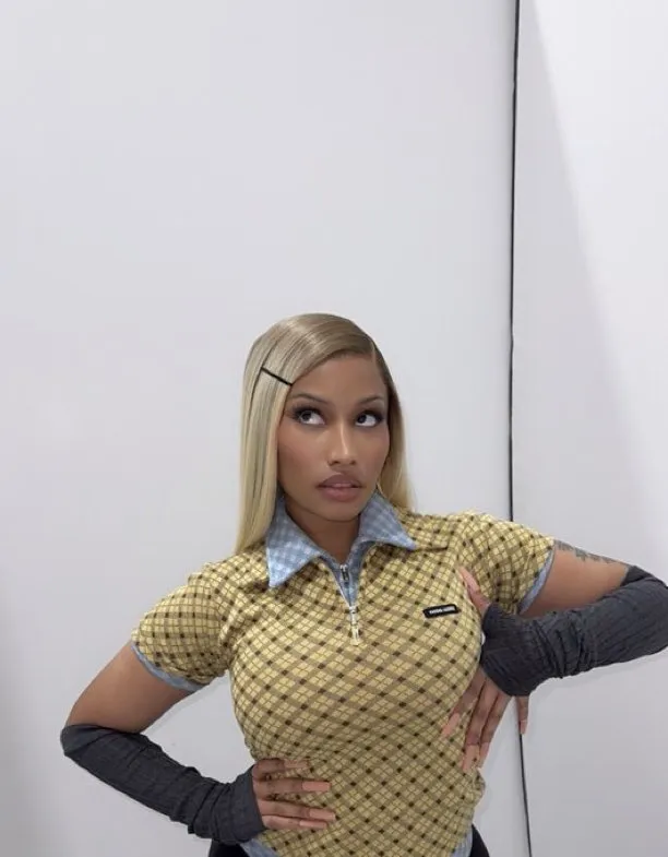 Nicki Minaj Sets Social Media Ablaze With Flawless Photo Series