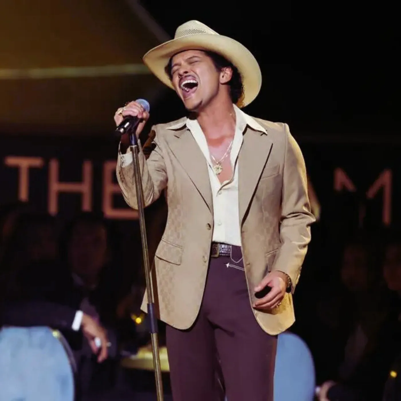 image_68424ea859d79 Bruno Mars Sparks Fashion Frenzy with Bold Cowboy Hat Move