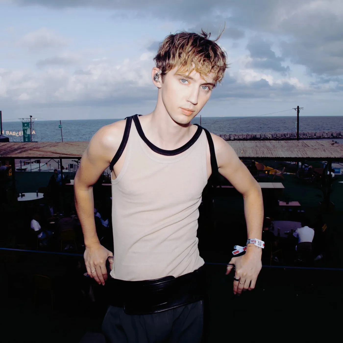image_684257b5eb7ff Troye Sivan’s Birthday Bash Turns Wild, Charli XCX Drops Jaw-Dropping Secret!