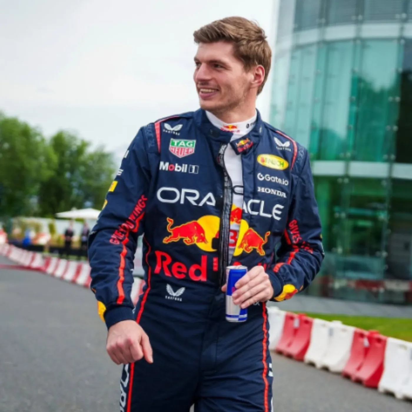 image_6842a375e9752 Max Verstappen UNLEASHES Chaos in Salzburg with Mind-Blowing Donuts — You Won’t Believe What Happened Next