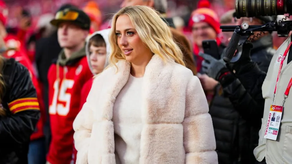 image_6842ac81cb811 "I Can't Hide This Anymore…" – Patrick Mahomes’ Wife Reveals the Truth Right After the Hundred-Million-Dollar Deal