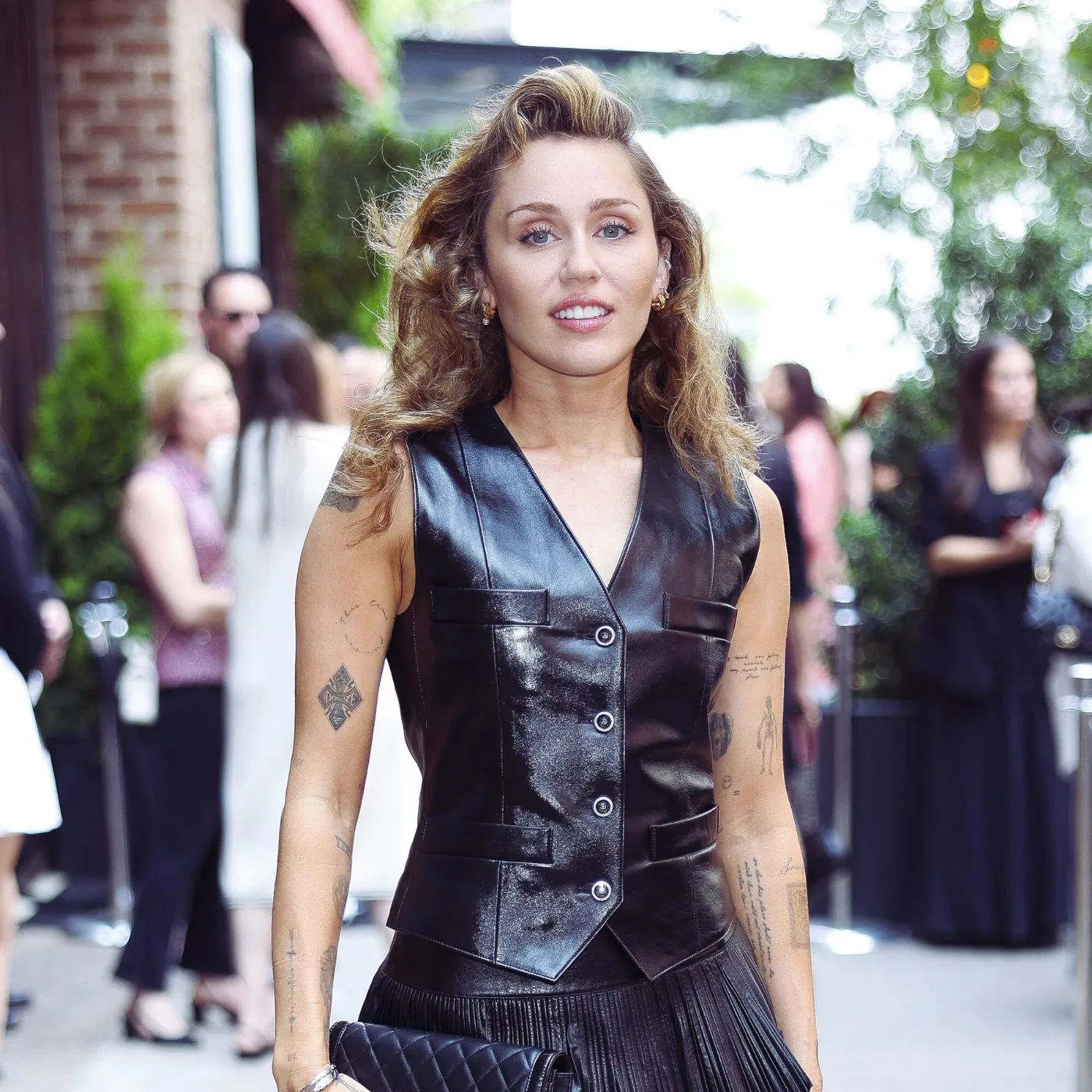 image_6843a1f1de574 Miley Cyrus Calls Liam Hemsworth “Bad Liam” — Drops Jaw-Dropping Pig-in-Oven Bombshell from 2013!