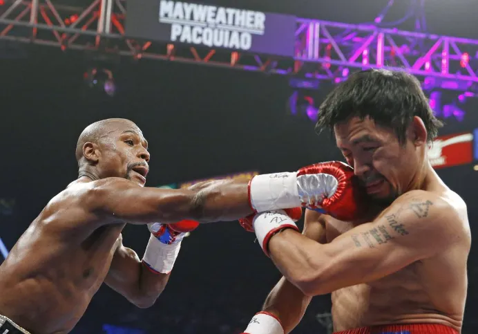 Breaking News: Joe Rogan DEMANDS Manny Pacquiao to ACCEPT the fight contract with Floyd Mayweather.