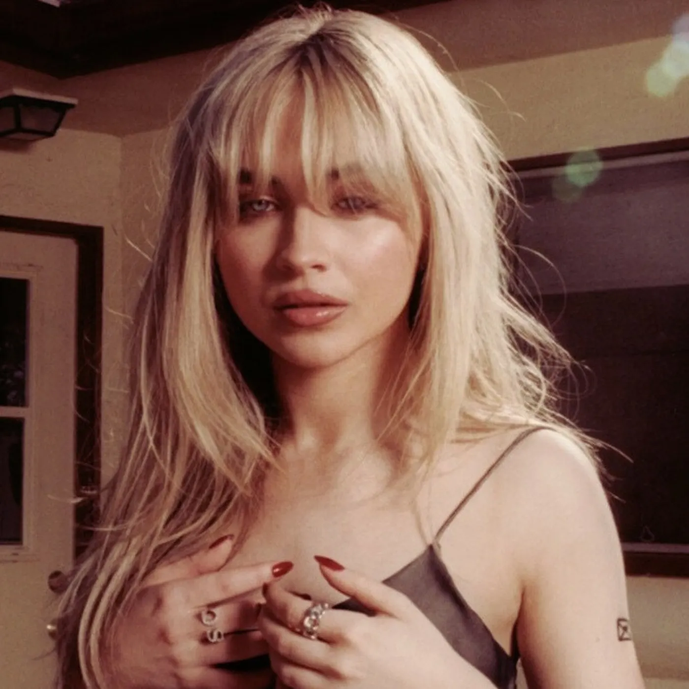 Sabrina Carpenter’s Brutal Cut Off from Barry Keoghan Sparks Online Firestorm