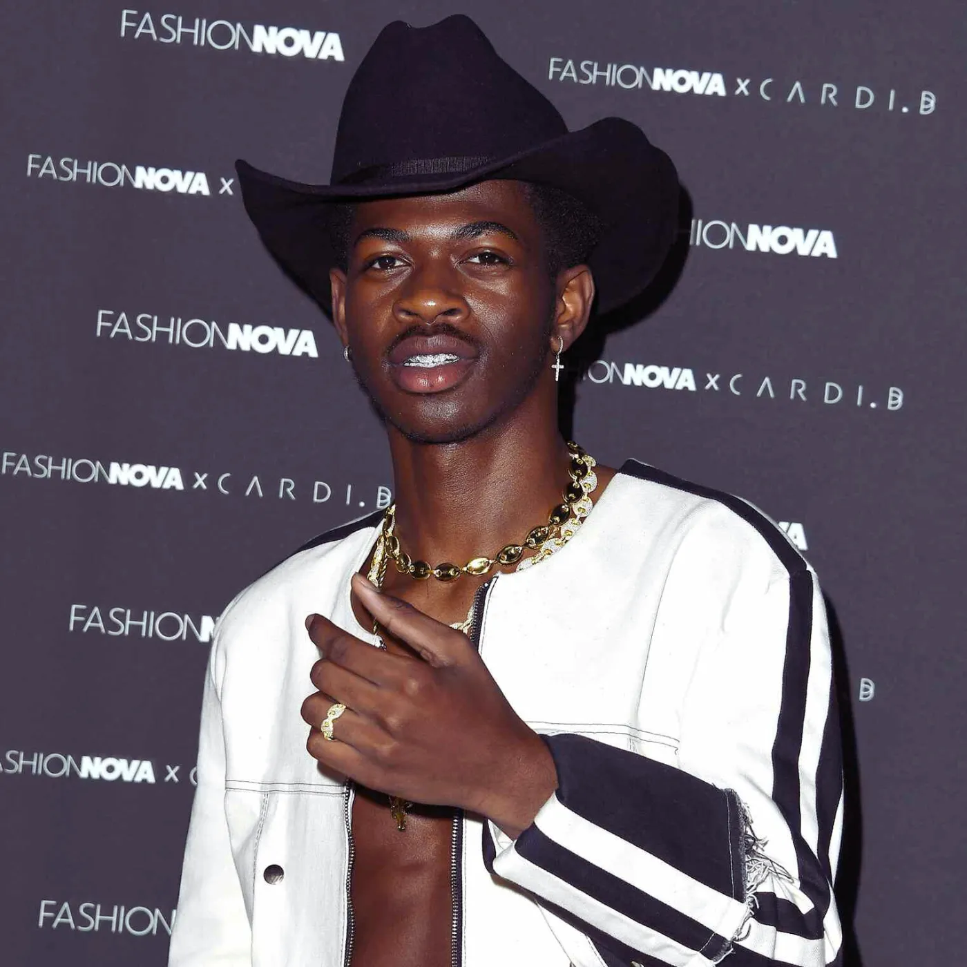 image_6846547a2f74d Dinner Table Standoff Sparks Wild Theories—Lil Nas X’s Body Language Is Screaming Drama
