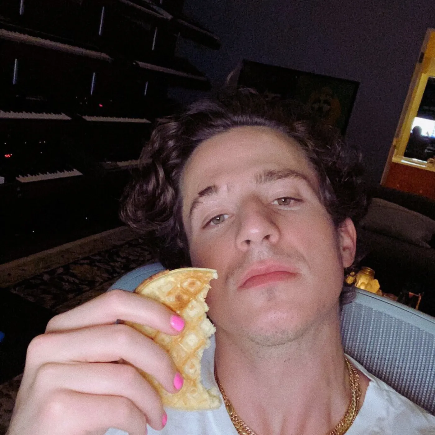 image_6847b20c1e3b9 Charlie Puth Traveled to Italy to Make Pizza But Got Caught Doing Something Else on Camera