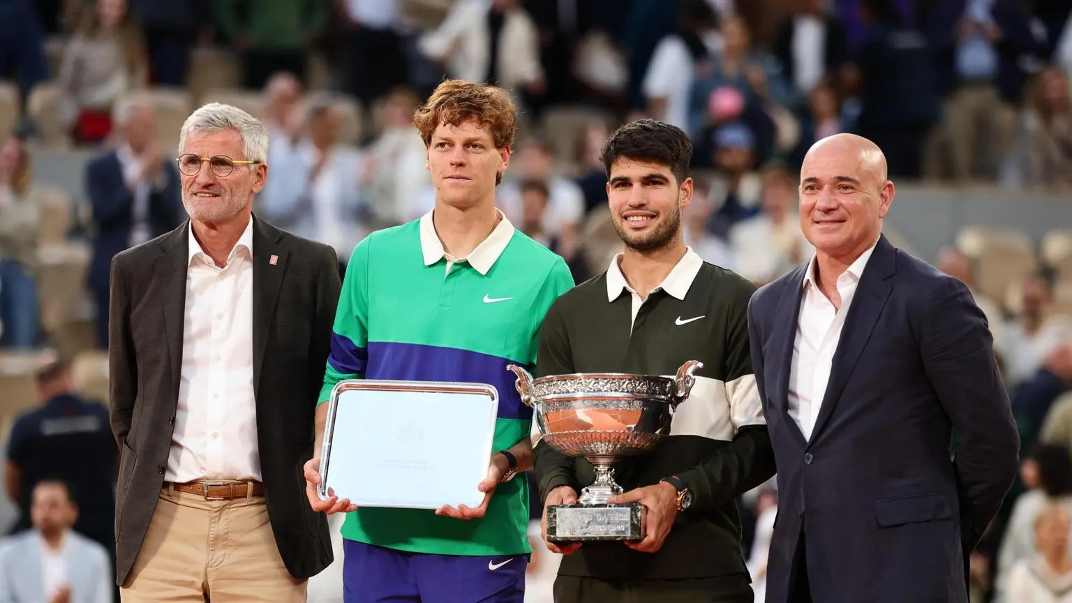 image_6847b29e1ea6f Not Just Alcaraz or Sinner – Federer’s Unexpected Praise for a Third Champion Sends Fans Into Frenzy!