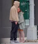 The Kiss That Shocked the World: Ariana Grande’s Secret Romance with a Handsome Italian Unveiled 1 The Kiss That Shocked the World: Ariana Grande’s Secret Romance with a Handsome Italian Unveiled