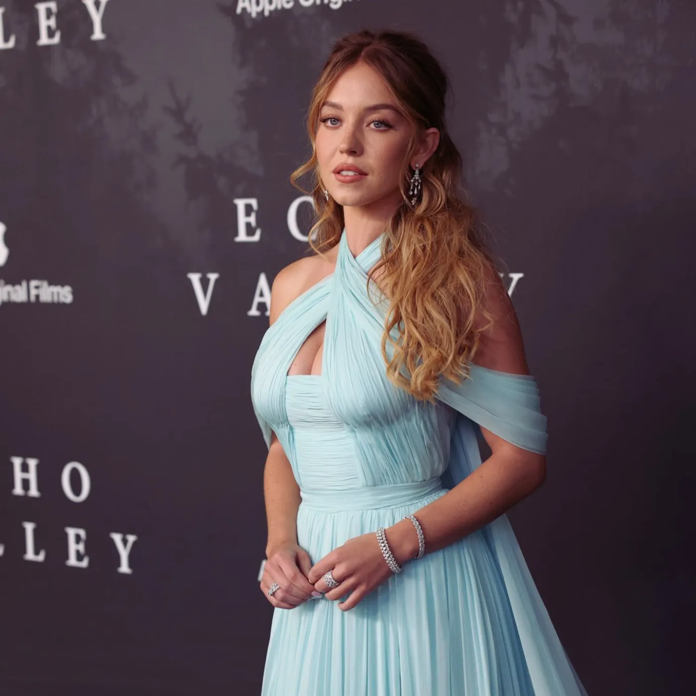 image_6848fc127dfa1 Sydney Sweeney Hijacks the Spotlight at ‘Echo Valley’ Premiere—Internet Goes Into Meltdown