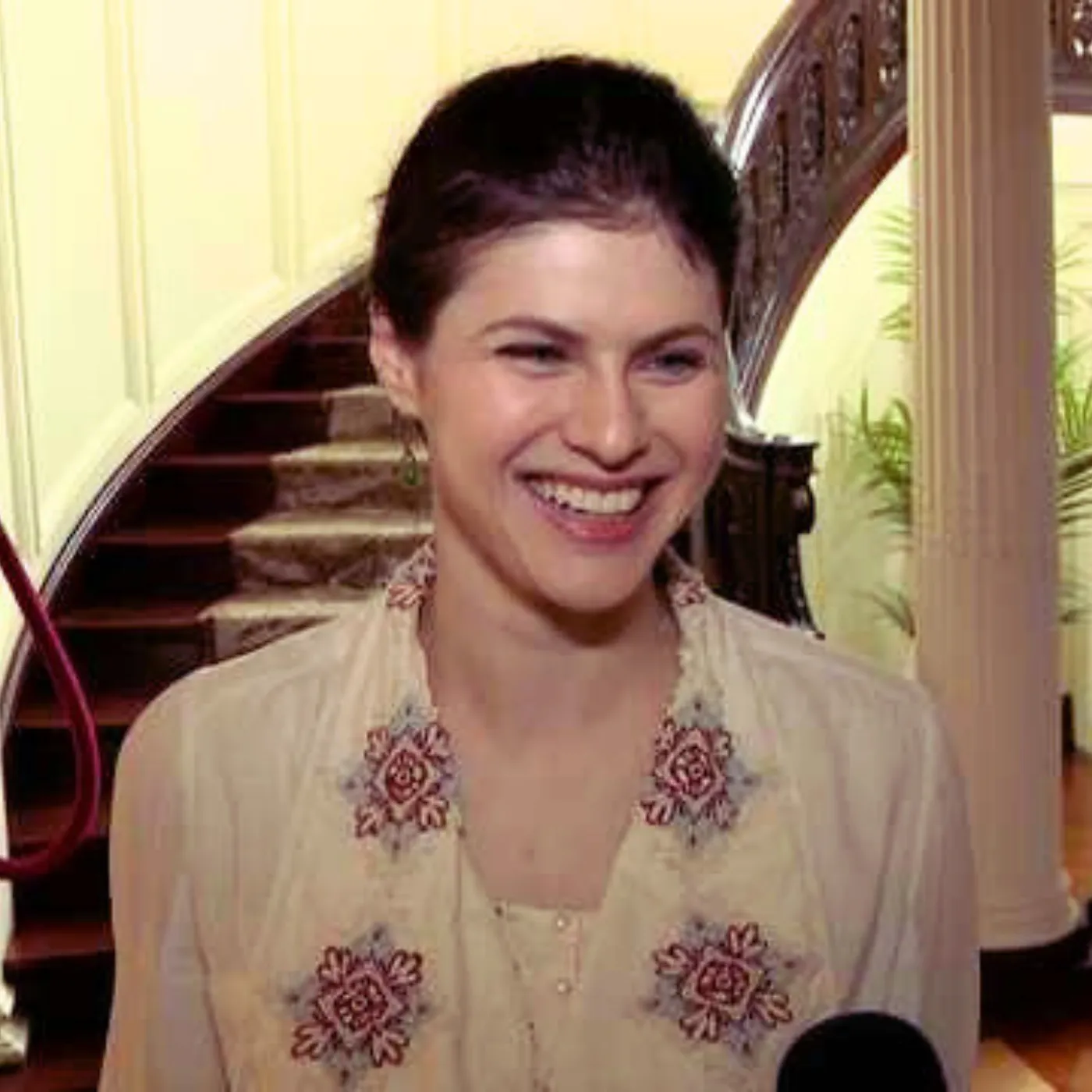 image_684944de387ea Alexandra Daddario Just Hijacked Hollywood’s Sweetest Origin Story