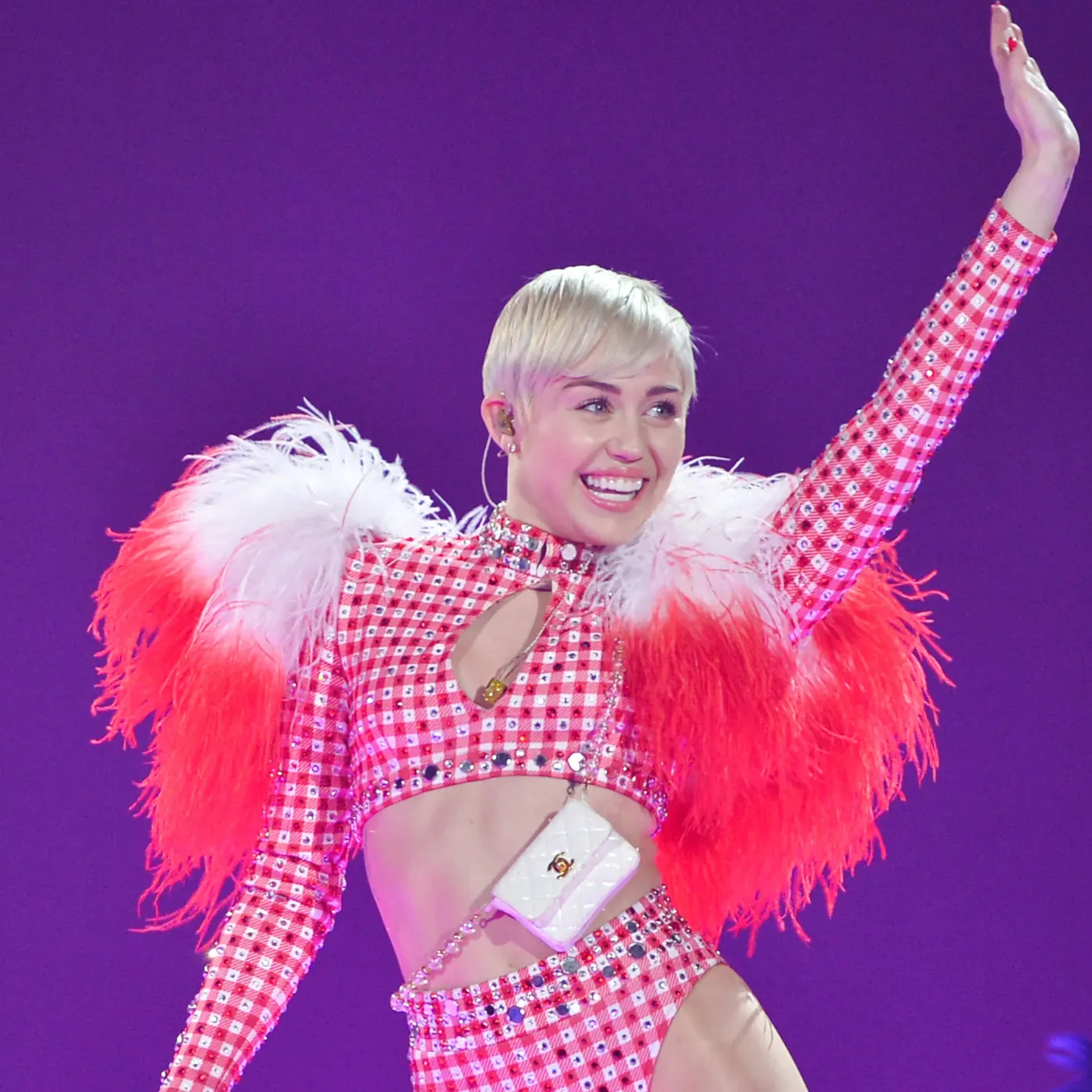 image_684a7cf93f152 “I Lost Everything” — Miley Cyrus’s Darkest Chapter Finally Exposed