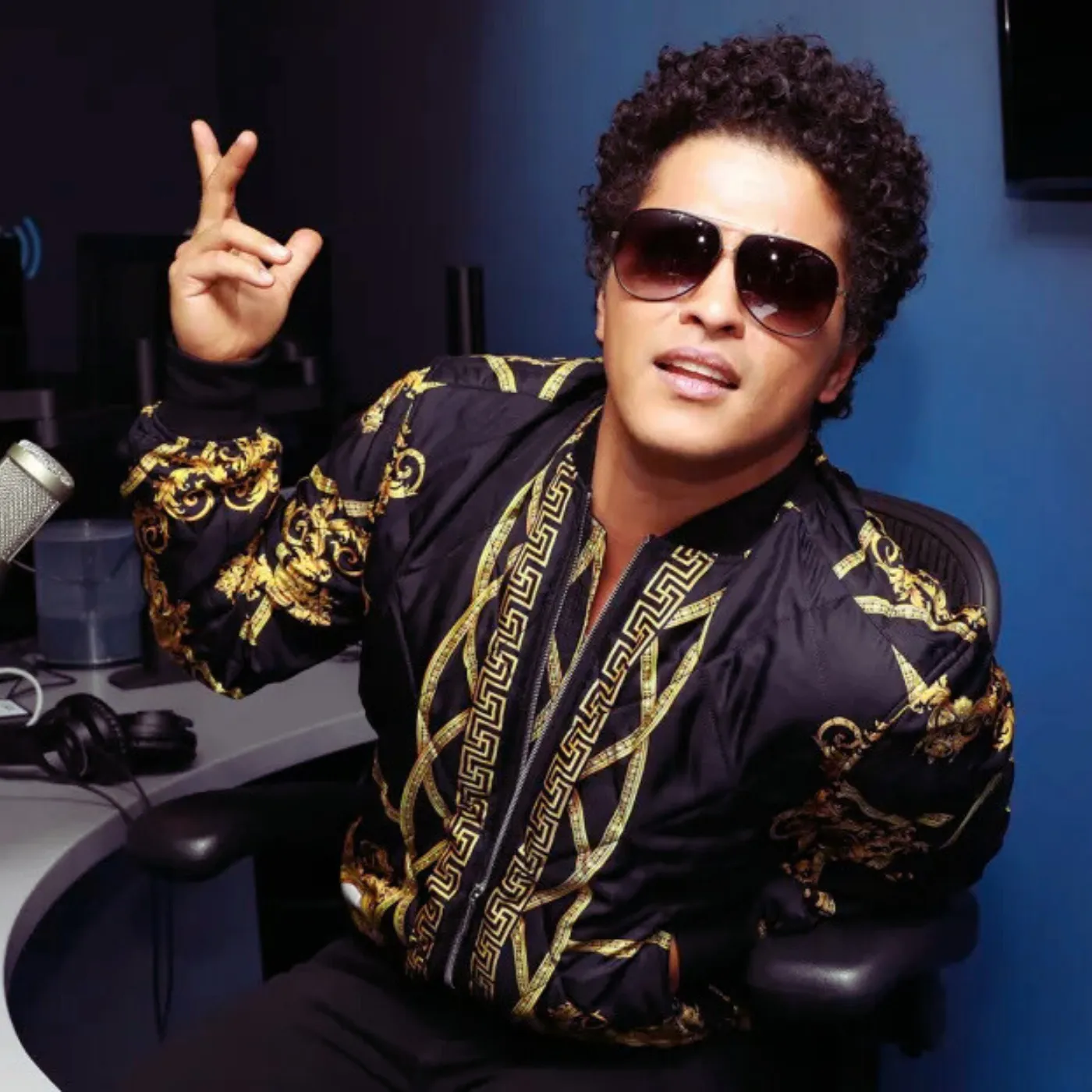image_684ba3342101f Blame the Blackout on Bruno Mars’s ‘Closed Environment’—James Fauntleroy Didn’t Miss
