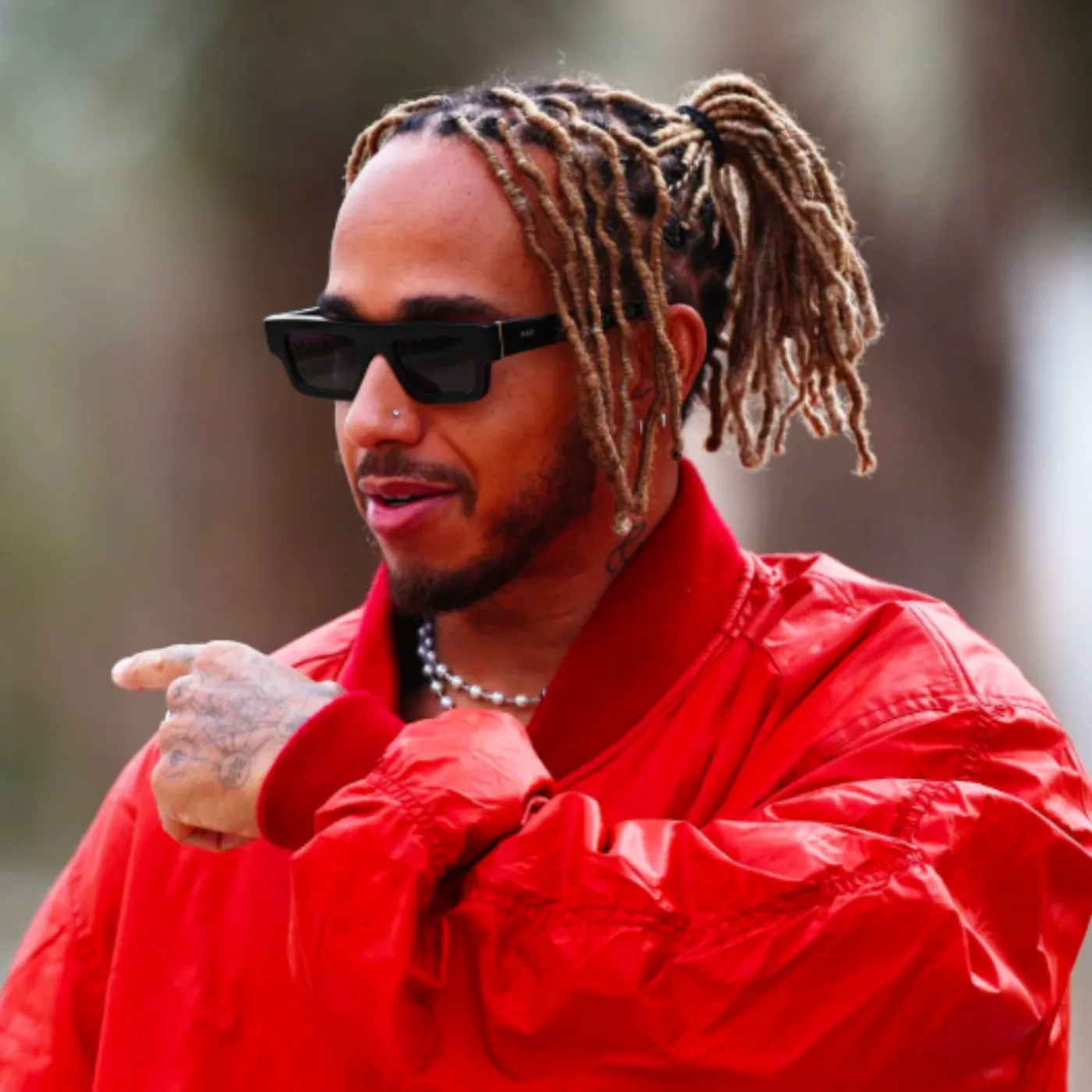 image_684bbd85b98ba “Something’s Wrong With Lewis Hamilton”—F1 Legend Just Said the One Thing Ferrari Didn’t Want to Hear