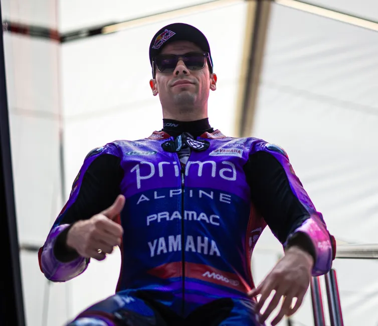 Miguel Oliveira admits to the fear of losing his position at Pramac Yamaha in 2026. Amidst the Wave of Fierce Competition