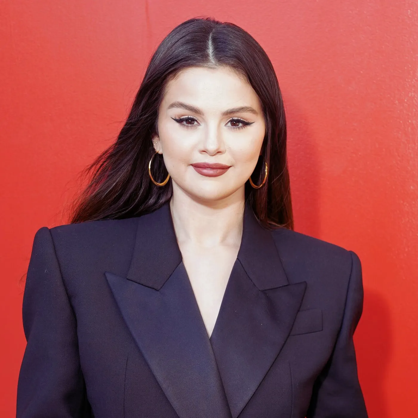Vaping Scandal Erupts Selena Gomez Under Fire Online