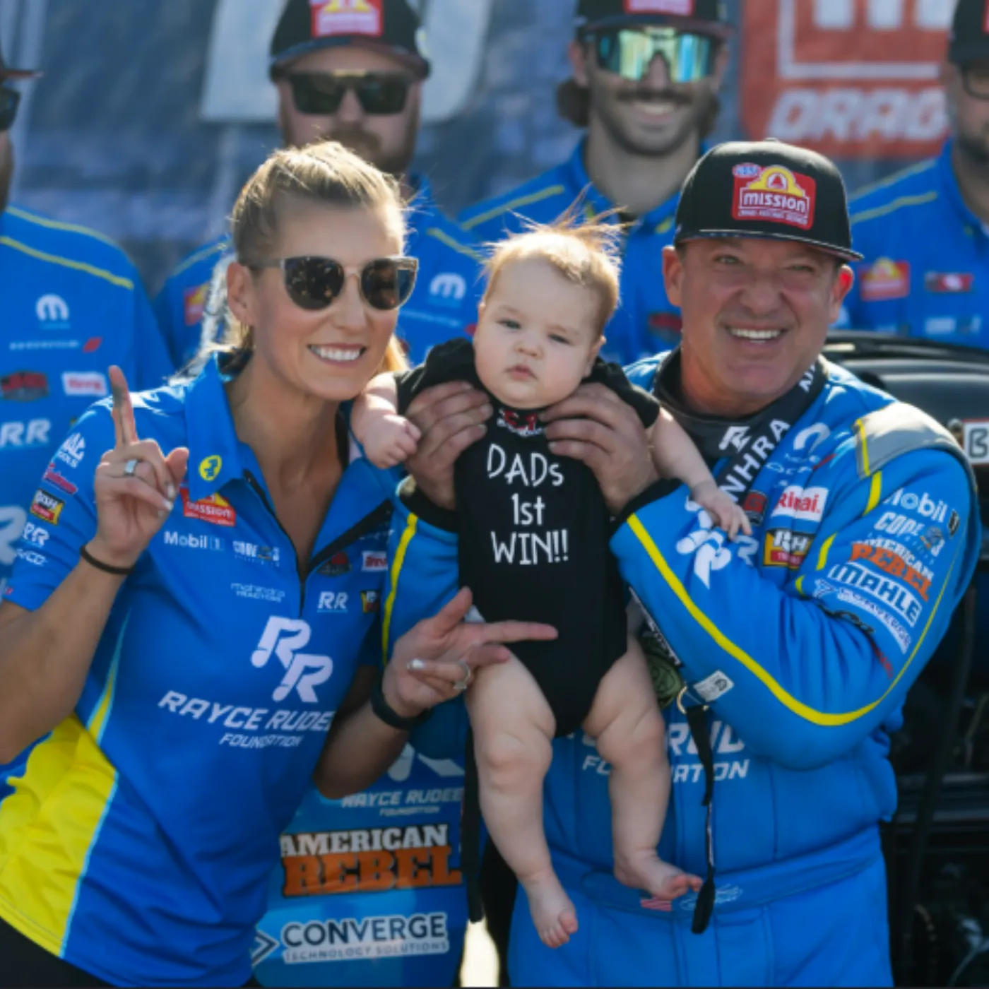 NASCAR NEWS TODAY: Tony Stewart's Wife, "JUST DID A BAD THING" Shocks NASCAR World on Race Day to Start Season