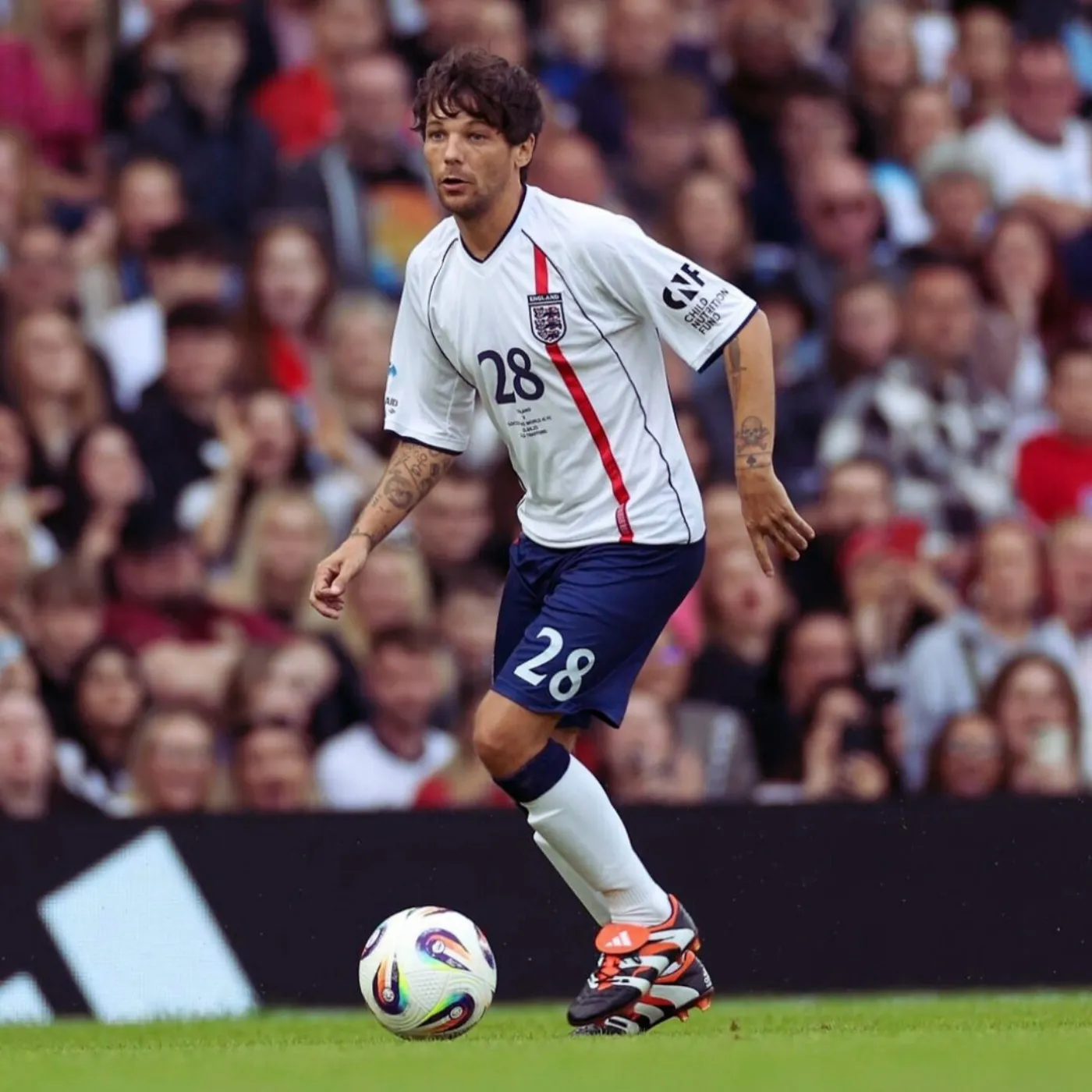 image_684fb99de7a41 Louis Tomlinson’s Soccer Aid 2025 Appearance Just Reignited the Larry War. Here’s Why