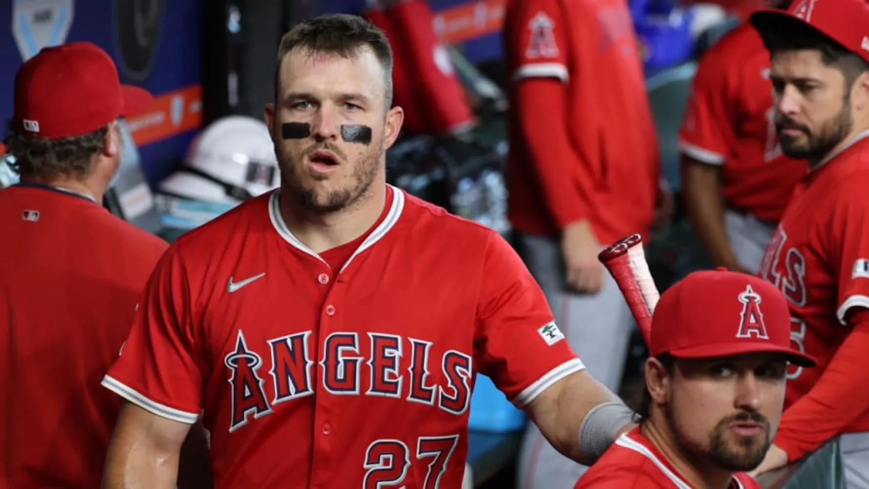 Mike Trout Bombshell Hits Just Before Yankees Game Begins – Fans Are Shaking!