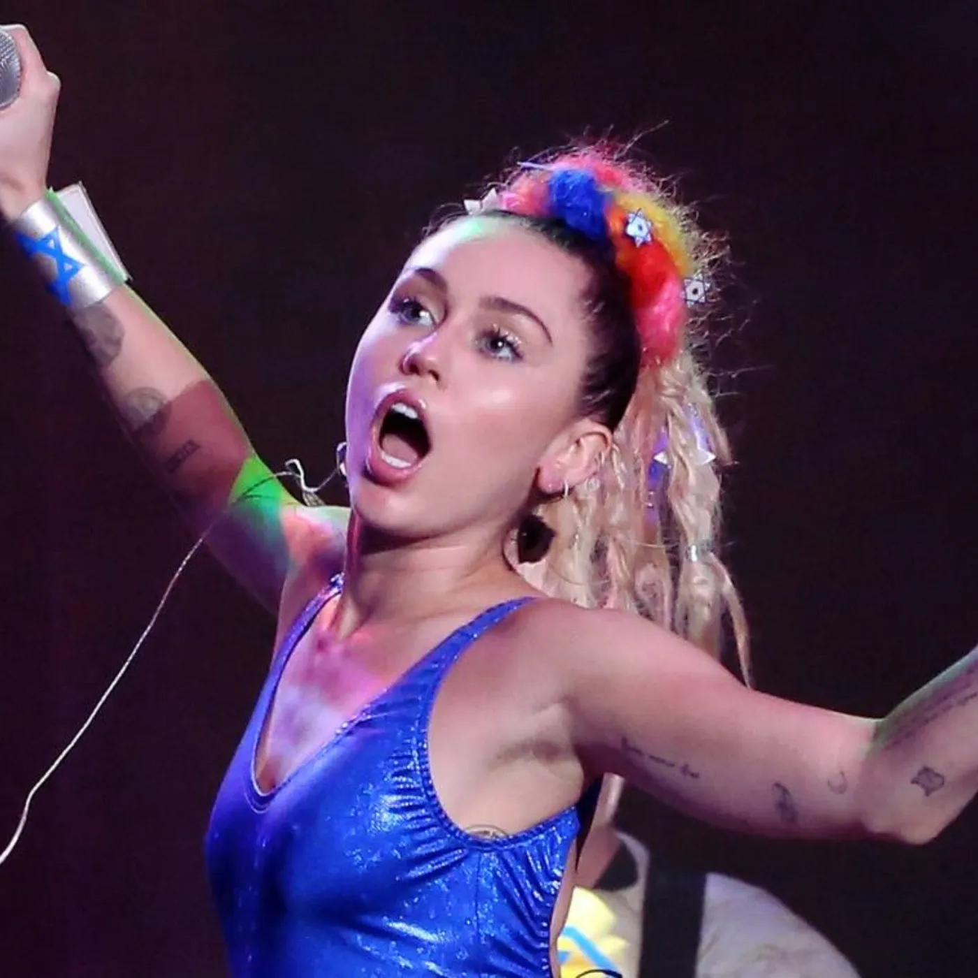 image_6850d6a113ac0 From Hannah Montana to Hollywood Mystery: How Miley Cyrus’s Face Sparked a Thousand Theories