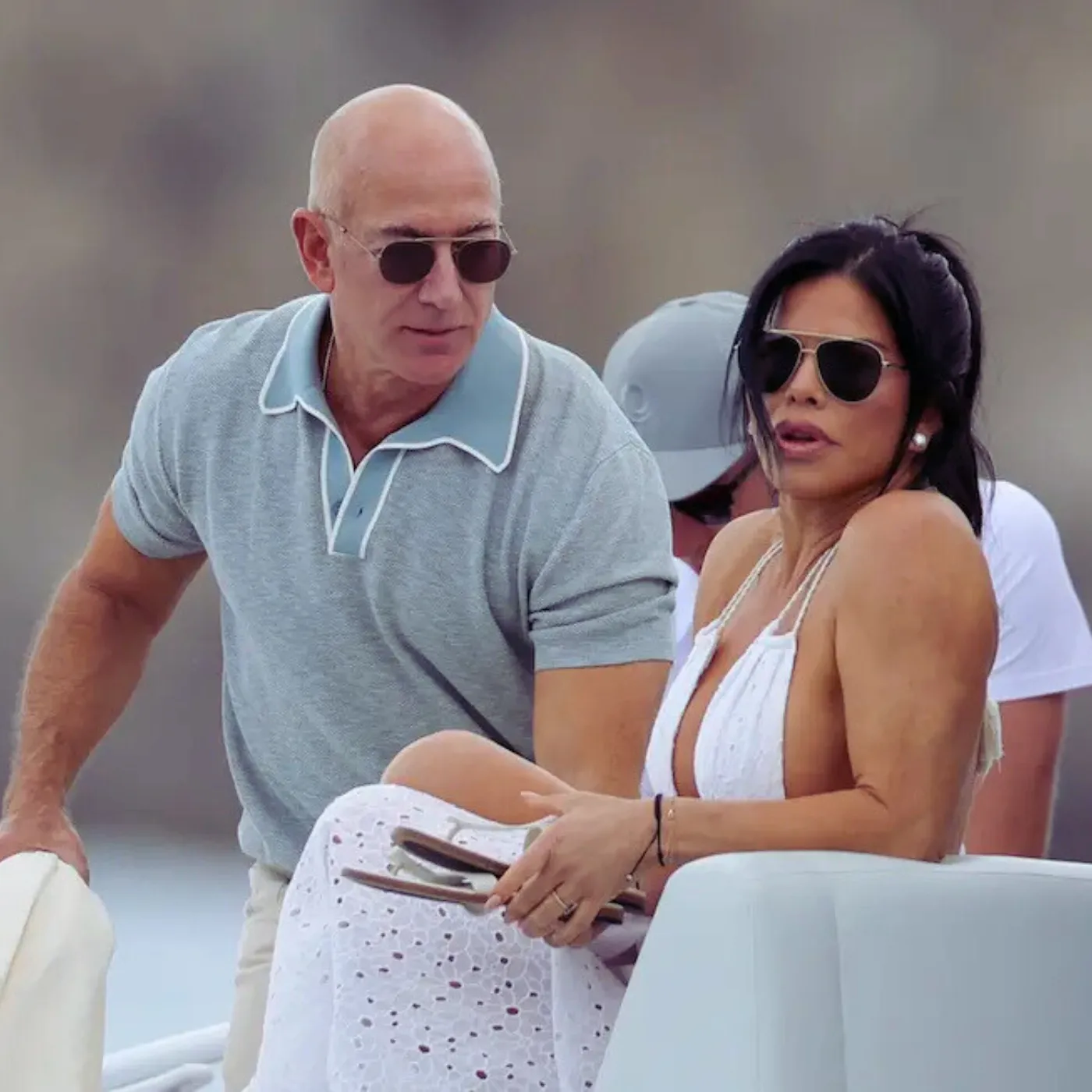 Italy to Jeff Bezos: “Take Your $100M Wedding and Leave!” — Locals Fume Over Venice Takeover 19 Italy to Jeff Bezos: “Take Your $100M Wedding and Leave!” — Locals Fume Over Venice Takeover