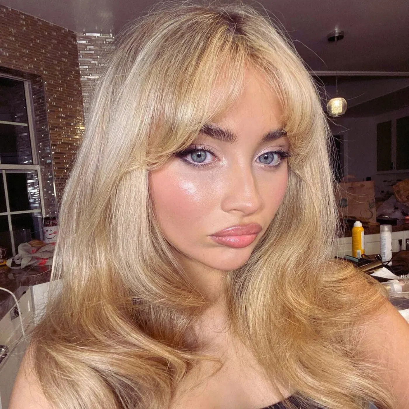 image_6850ed0381683 Sabrina Carpenter Scores First-Ever No. 1 on Hot 100 — 11 Years After Her Debut, the Silence Ends