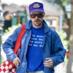 ‘The More I Know Men, The More I Like My Dog’: Harry’s New Shirt Has Fans Screaming — Is This a Hidden Love Confession? 1 ‘The More I Know Men, The More I Like My Dog’: Harry’s New Shirt Has Fans Screaming — Is This a Hidden Love Confession?