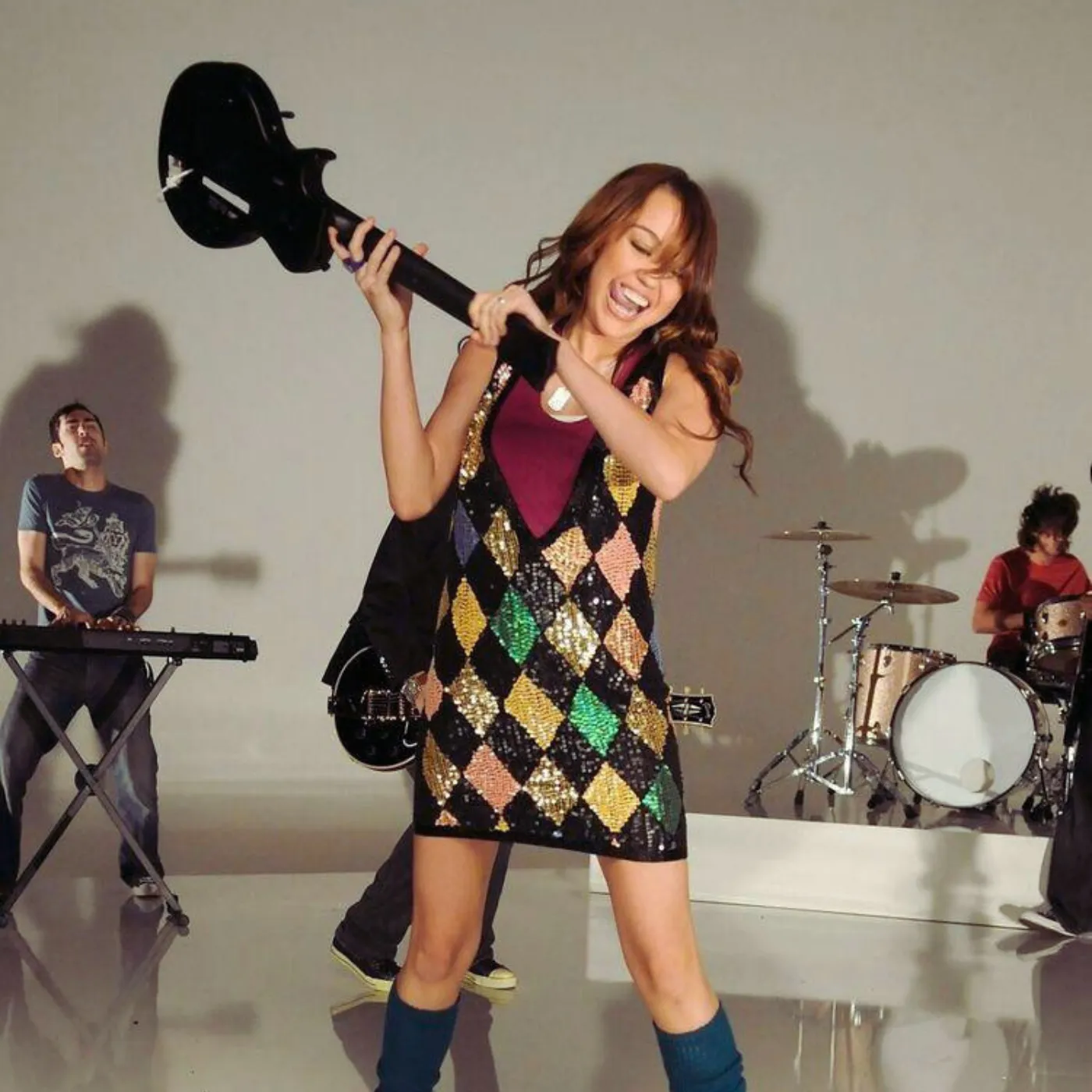 image_68522691d692d Miley Cyrus Wrote ‘7 Things’ About Him. 17 Years Later, He Still Won’t Speak