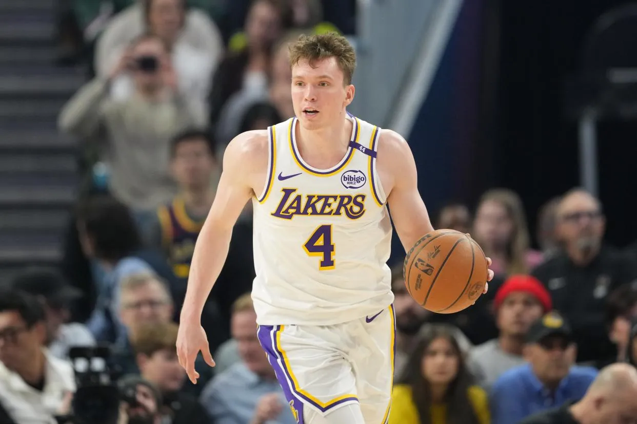 image_68525331186e8 Lakers consider sacrificing Dalton Knecht to recruit a center... or the Hornets' injury?