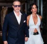 Brad Pitt and his young girlfriend turned the F1 tour into sweet dates in New York!? 1 Brad Pitt and his young girlfriend turned the F1 tour into sweet dates in New York!?