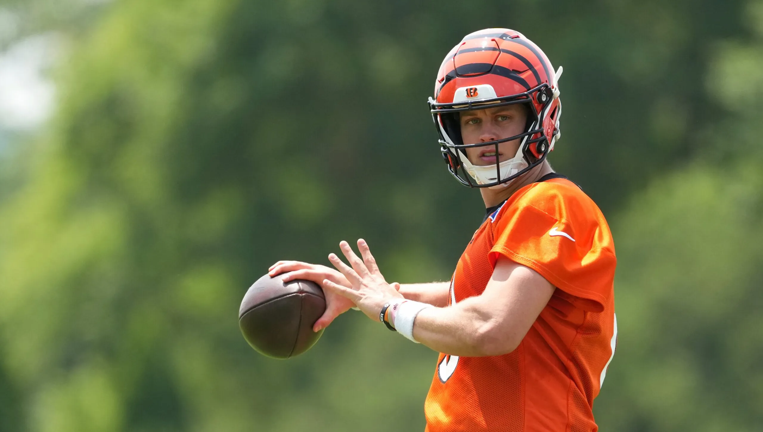 Joe Burrow Just Said YES. 'Before I Beat Him, I Need to Learn from Him' — Joe Burrow’s Raw Confession About Facing Rodgers 19 Joe Burrow Just Said YES. 'Before I Beat Him, I Need to Learn from Him' — Joe Burrow’s Raw Confession About Facing Rodgers