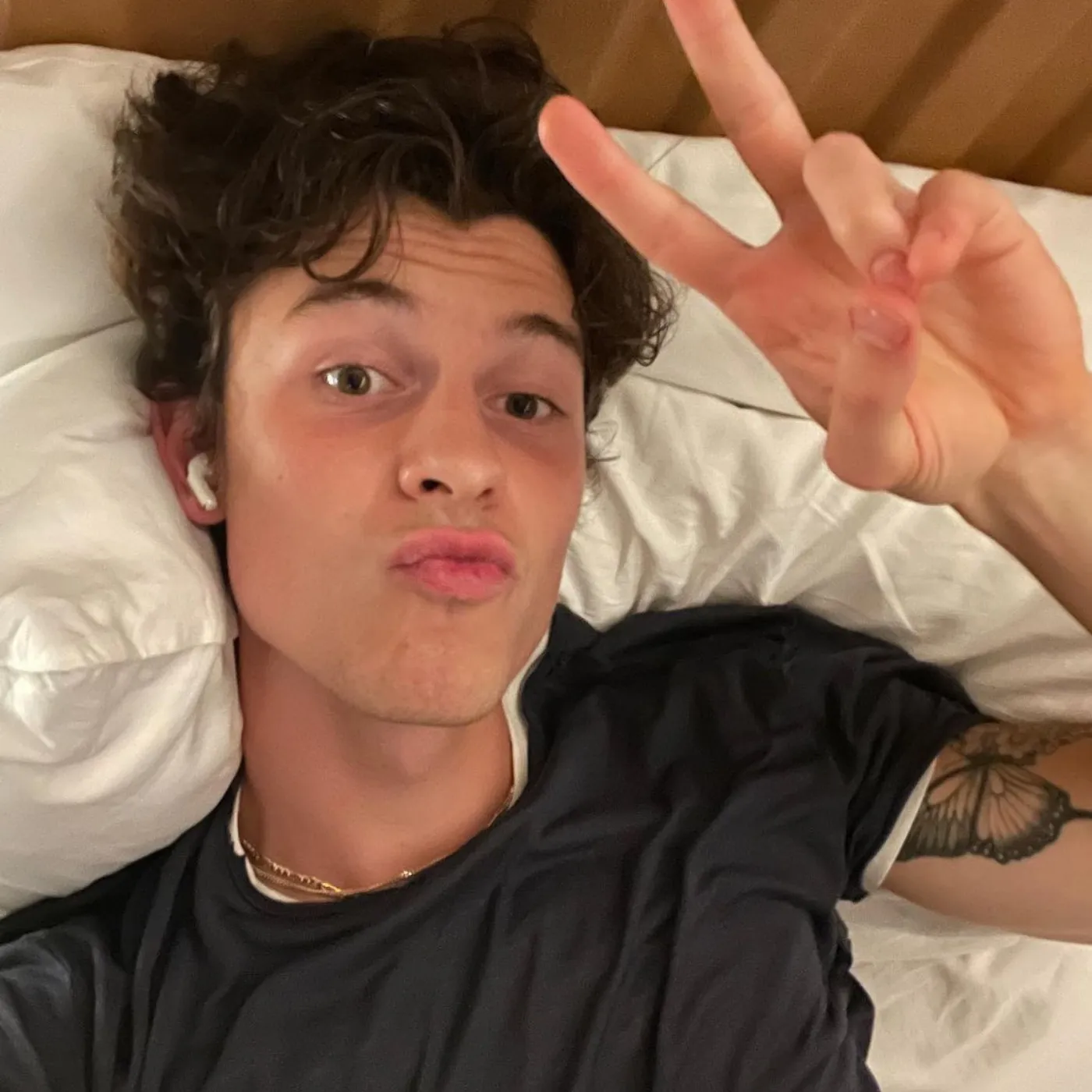 image_6854c3c4e3ad8 Shawn Mendes Follows Michael Kiwanuka, Igniting Massive Collab Speculation Online