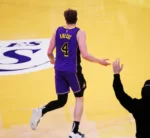 A quick, decisive, and cold jump – This is why Dalton Knecht is called the NBA's new "scoring machine." 1 A quick, decisive, and cold jump – This is why Dalton Knecht is called the NBA's new "scoring machine."