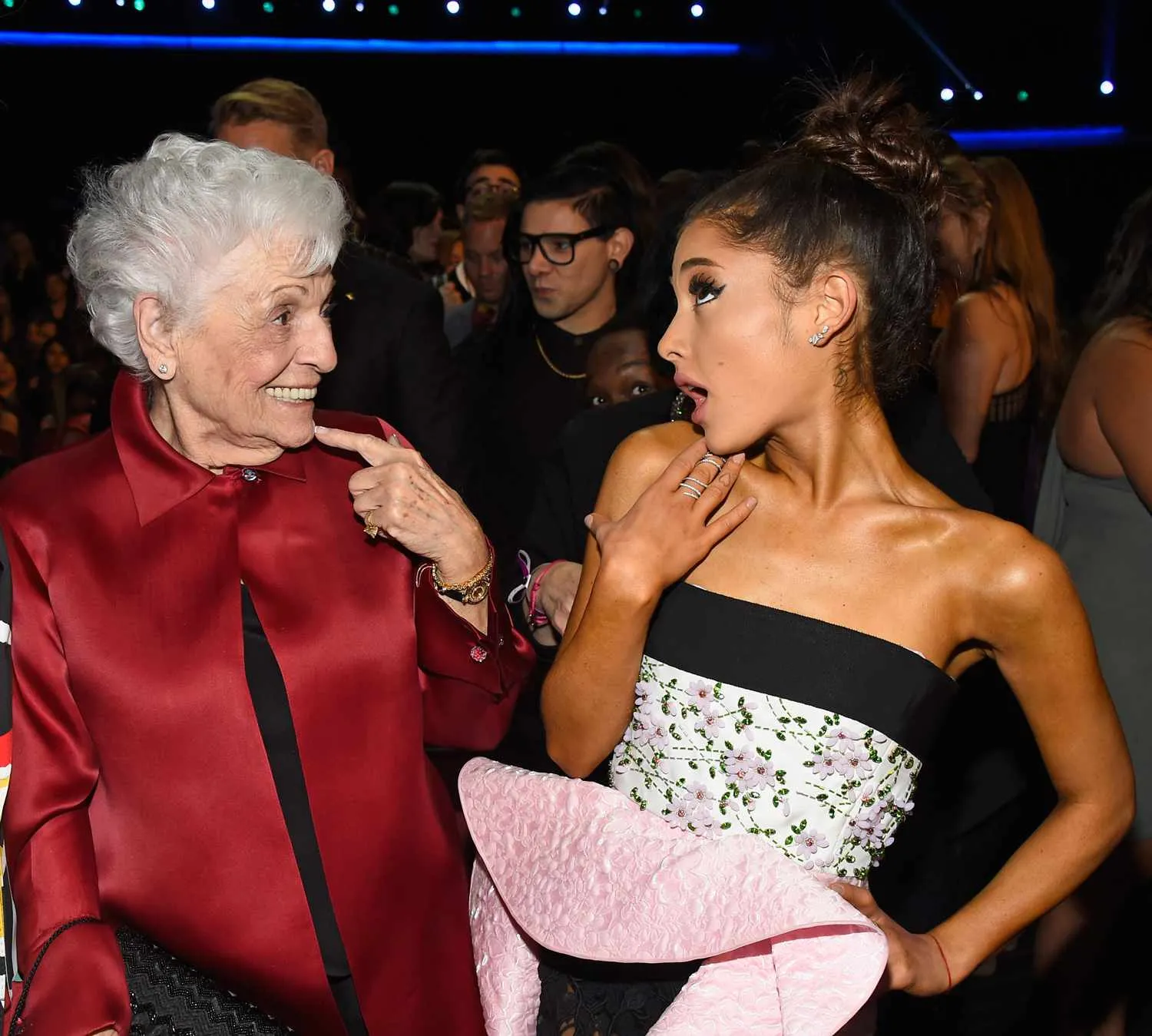“Nona Is Missing You” — The Message That Left Ariana Grande in Tears After Her Grandmother's Death 19 “Nona Is Missing You” — The Message That Left Ariana Grande in Tears After Her Grandmother's Death