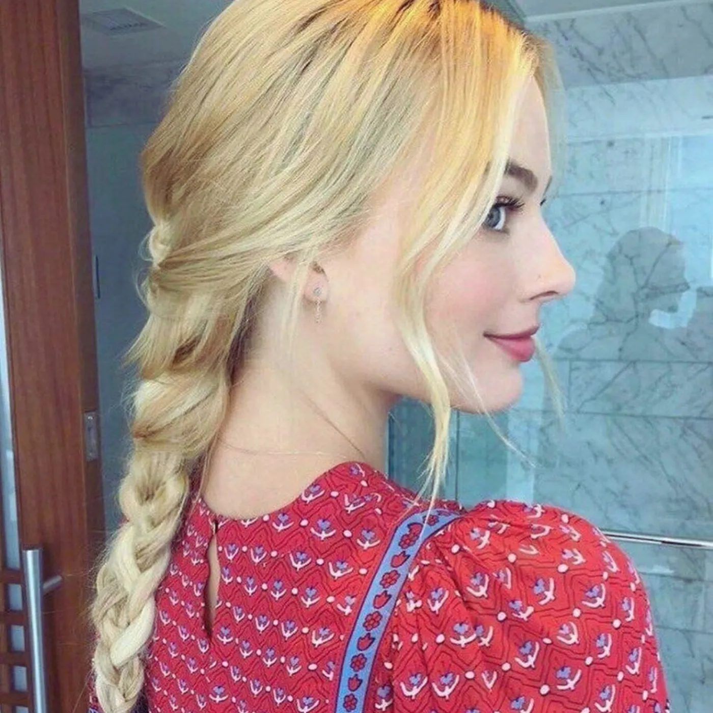image_685514e2d9b07 Margot Robbie’s “Unfiltered” State Of Origin Video Just Broke the Internet