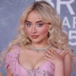 Kids Choice Awards Audience Stunned as Sabrina Carpenter Drops Bold Message on Stage 1 Kids Choice Awards Audience Stunned as Sabrina Carpenter Drops Bold Message on Stage