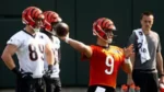 Joe Burrow’s Baseball Challenge Goes Horribly Wrong — And Cameras Caught It All 1 Joe Burrow’s Baseball Challenge Goes Horribly Wrong — And Cameras Caught It All